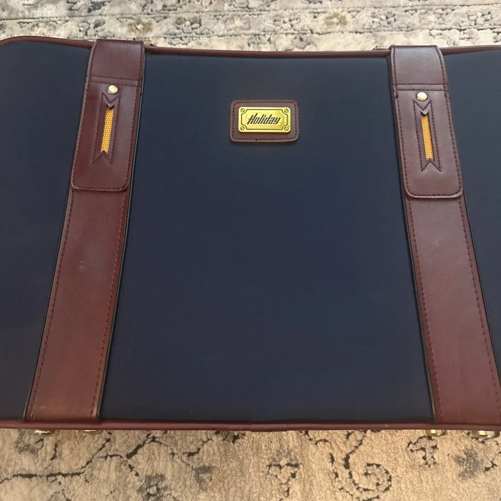N/A vintage luggage